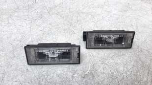 Recambio de piloto matricula para renault clio iv 2012- referencia OEM IAM 8200480127 103F19310960 RN4224350