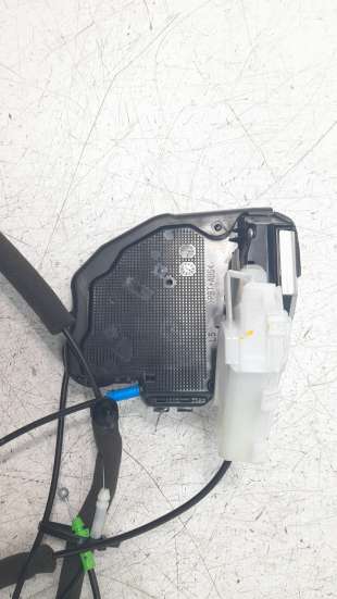 Recambio de cerradura puerta trasera izquierda para toyota c-hr 2016- hybrid gr sport referencia OEM IAM 69060F4010   2