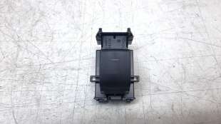 Recambio de mando elevalunas trasero izquierdo para toyota c-hr 2016- hybrid gr sport referencia OEM IAM 3541X213D  