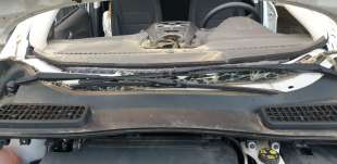 Recambio de brazo limpia delantero izquierdo para ford kuga 2019- st-line referencia OEM IAM 2303600  