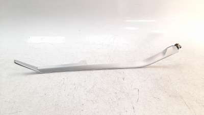 Recambio de moldura para audi q7 4mg 2019- referencia OEM IAM 4M8864556  