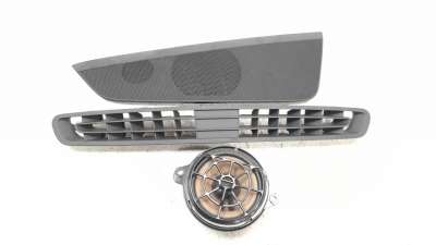 Recambio de moldura para audi q7 4mg 2019- referencia OEM IAM 4M0035416  