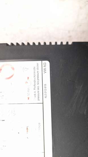 Recambio de herramientas para audi q7 4mg 2019- referencia OEM IAM 4L0012615   2