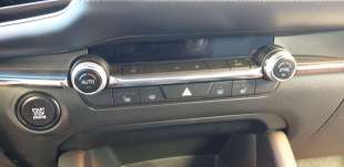 Recambio de mando climatizador para mazda 3 berlina (bp) 2019- evolution referencia OEM IAM BGHB61190  