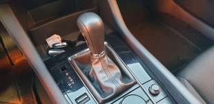Recambio de palanca cambio para mazda 3 berlina (bp) 2019- evolution referencia OEM IAM BCKN46100A  
