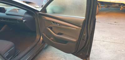 Recambio de elevalunas delantero derecho para mazda 3 berlina (bp) 2019- evolution referencia OEM IAM BCJH58590A  