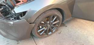 Recambio de mangueta delantera izquierda para mazda 3 berlina (bp) 2019- evolution referencia OEM IAM BCKA33031  
