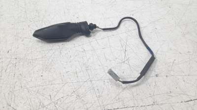 Recambio de piloto delantero izquierdo para ktm 390 duke 2016- 390 duke referencia OEM IAM 90514036100  