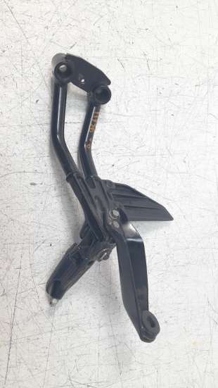 Recambio de estribo lateral para ktm 390 duke 2016- 390 duke referencia OEM IAM 9300303900  