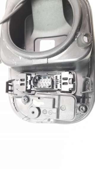 Recambio de tapa exterior combustible para audi q7 4mg 2019- referencia OEM IAM 4M0810593  
