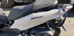 Recambio de moldura para honda pcx 125 2020- referencia OEM IAM 83610K1ZJ100   2