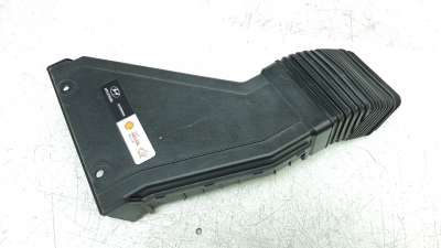 Recambio de canalizador de aire para hyundai santa fe 2018- 2.2 crdi cat referencia OEM IAM 28210C0100  