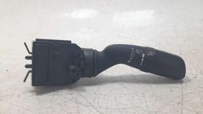 Recambio de mando limpia para toyota corolla (e21) 2019- hybrid style referencia OEM IAM 8465202A40 17J91402A40 