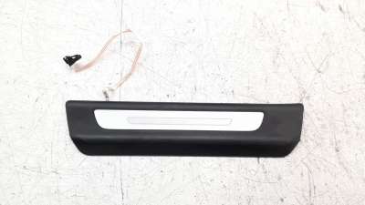Recambio de moldura para audi q7 4mg 2019- referencia OEM IAM 4M0947417  