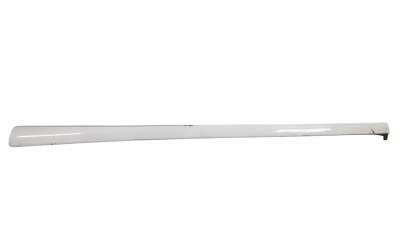 Recambio de estribo lateral para audi a3 sportback (8vf) 2016- referencia OEM IAM 8V4853860  