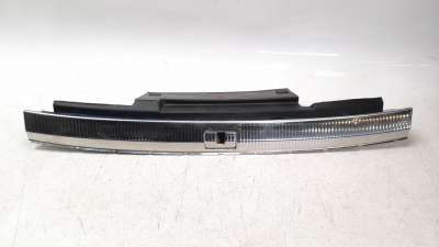 Recambio de moldura para audi q7 4mg 2019- referencia OEM IAM 4M0864483  