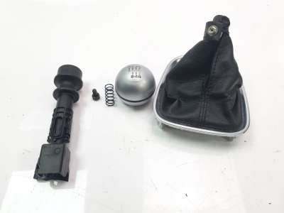 Recambio de pomo palanca cambio para jeep compass ii 2017- longitude 4x2 referencia OEM IAM 68201215AA  