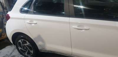 Recambio de puerta trasera derecha para hyundai i30 (pd) 2017- tecno mild-hybrid referencia OEM IAM 77004G4000  