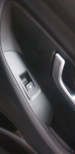 Recambio de mando elevalunas trasero derecho para hyundai i30 (pd) 2017- tecno mild-hybrid referencia OEM IAM 93576G4100  