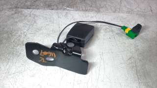 Recambio de enganche cinturon trasero central para jeep renegade 2014- 1.6 m-jet cat referencia OEM IAM 735644474  