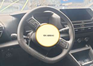Recambio de volante para citroën c4 x 2022- e-shine referencia OEM IAM 98406898ZD  