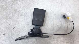 Recambio de enganche cinturon trasero derecho para jeep renegade 2014- 1.6 m-jet cat referencia OEM IAM 735644475  