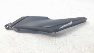 Recambio de moldura para honda cb125 r 2017- referencia OEM IAM 83531K98E00  