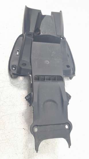 Recambio de moldura para honda cb125 r 2017- referencia OEM IAM 80131K98E00   2