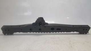 Recambio de travesaño inferior para toyota auris 2012-2019 active referencia OEM IAM 5710402230  