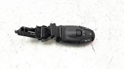 Recambio de mando volumen para citroën berlingo furgón 2018- driver m referencia OEM IAM 98093198ZD  