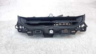 Recambio de aireador central para jeep compass ii 2017- 1.6 m-jet cat referencia OEM IAM 60968177  