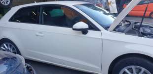 Recambio de puerta delantera derecha para audi a3 sportback (8va) 2012-2016 attraction referencia OEM IAM 8V3831052C  