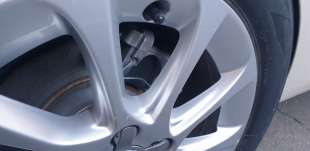 Recambio de pinza de freno trasera derecha para audi a3 sportback (8va) 2012-2016 attraction referencia OEM IAM 5Q0615406  