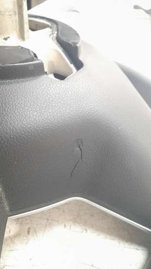 Recambio de volante para dacia sandero 2012- stepway referencia OEM IAM 484001085R   2