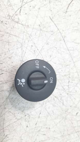 Recambio de interruptor para dacia sandero 2012- stepway referencia OEM IAM 681995427R  