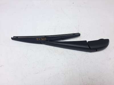 Recambio de brazo limpia trasero para jeep compass (m7) 2020-2022 longitude fwd referencia OEM IAM 68358389AA  