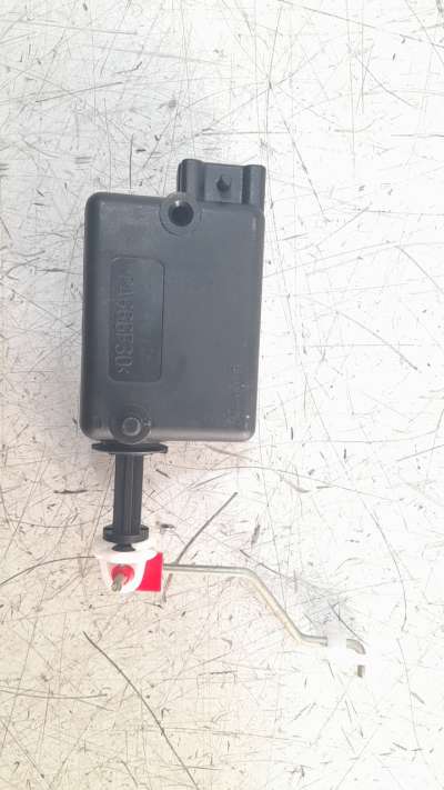 Recambio de motor cierre centralizado maletero / porton para dacia sandero 2012- stepway referencia OEM IAM 8200754083  