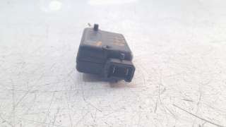 Recambio de motor cierre centralizado maletero / porton para dacia sandero 2012- stepway referencia OEM IAM 8200754083  