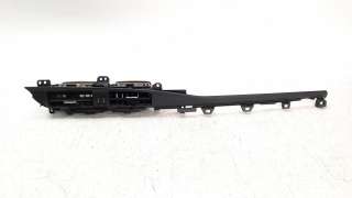 Recambio de aireador central derecho para toyota auris 2012-2019 active referencia OEM IAM 5567002400  