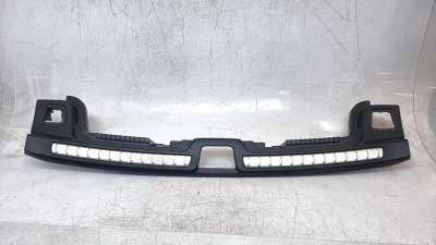 Recambio de molduras traseras para volvo v60 familiar 2018- 2.0 diesel cat referencia OEM IAM 32239847  