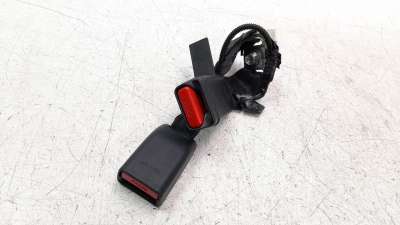 Recambio de enganche cinturon trasero izquierdo para toyota auris 2012-2019 active referencia OEM IAM 7348002491C0  