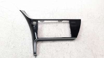 Recambio de moldura para toyota auris 2012-2019 active referencia OEM IAM 8391002200  
