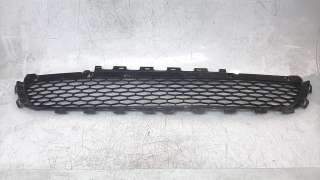 Recambio de rejilla paragolpes central para land rover discovery sport 2014- pure referencia OEM IAM FK7217K945A  