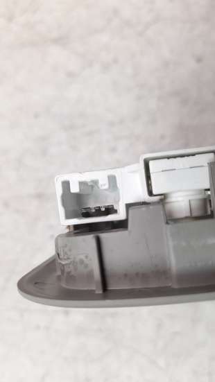 Recambio de luz interior para toyota auris 2012-2019 active referencia OEM IAM 8125005030   2