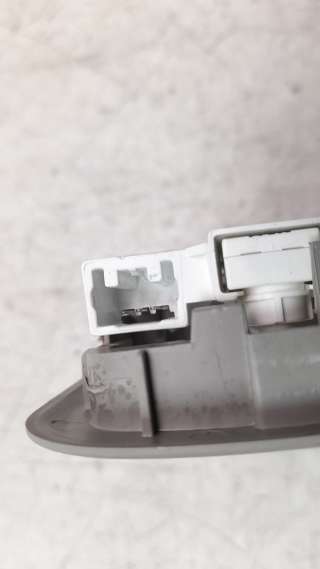Recambio de luz interior para toyota auris 2012-2019 active referencia OEM IAM 8125005030  