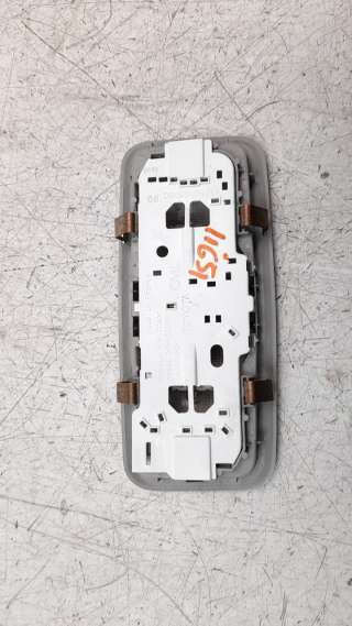 Recambio de luz interior para toyota auris 2012-2019 active referencia OEM IAM 8125005030  