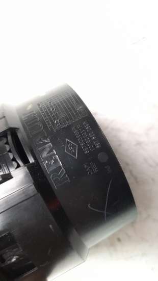 Recambio de rejilla aireadora para dacia duster ii 2017- prestige referencia OEM IAM 687603688R   2