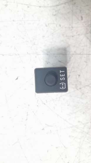 Recambio de interruptor para toyota rav4 2018- referencia OEM IAM 15A257  