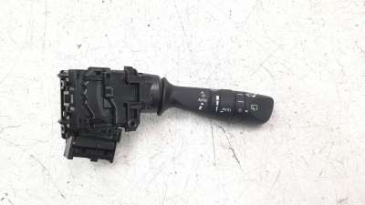 Recambio de mando limpia para toyota auris 2012-2019 active referencia OEM IAM 17F858  