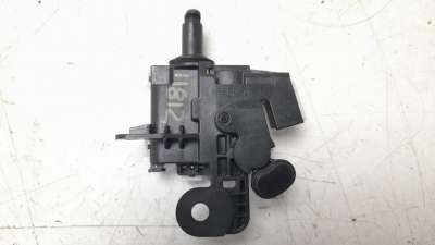 Recambio de tapa exterior combustible para mazda 3 sedán (bp) 2019- evolution referencia OEM IAM NOREF  